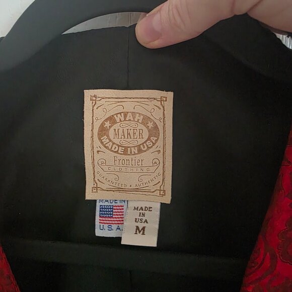 Men's Silk Vest - Picture 3 of 5